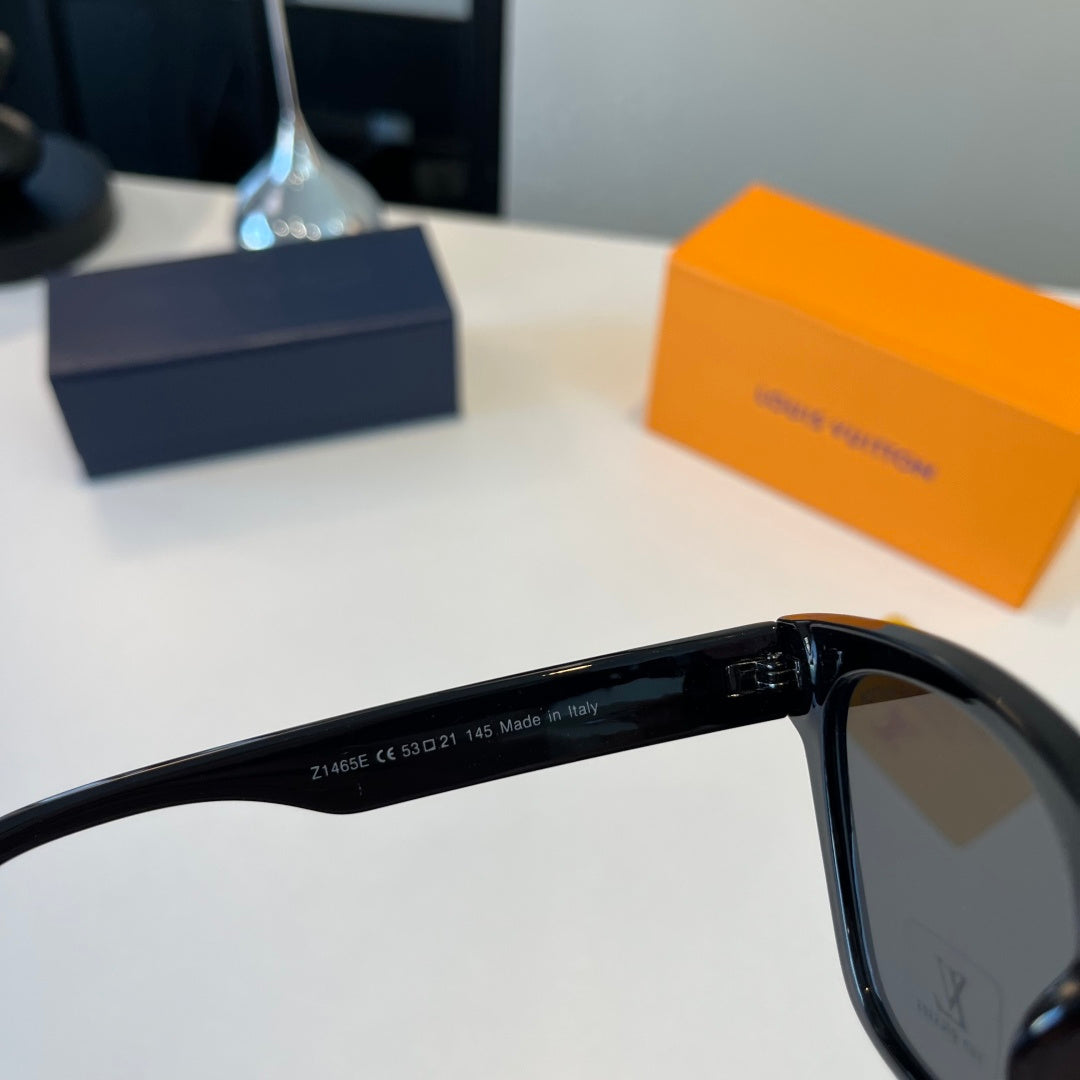 Louis Vuitton Metal Fashion Black Lens Sunglasses for Men & Women - 398176 - detail image 8