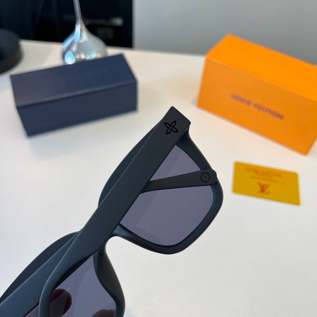 Louis Vuitton Fashion Black Lens Sunglasses for Men & Women - 398178 - detail image 7