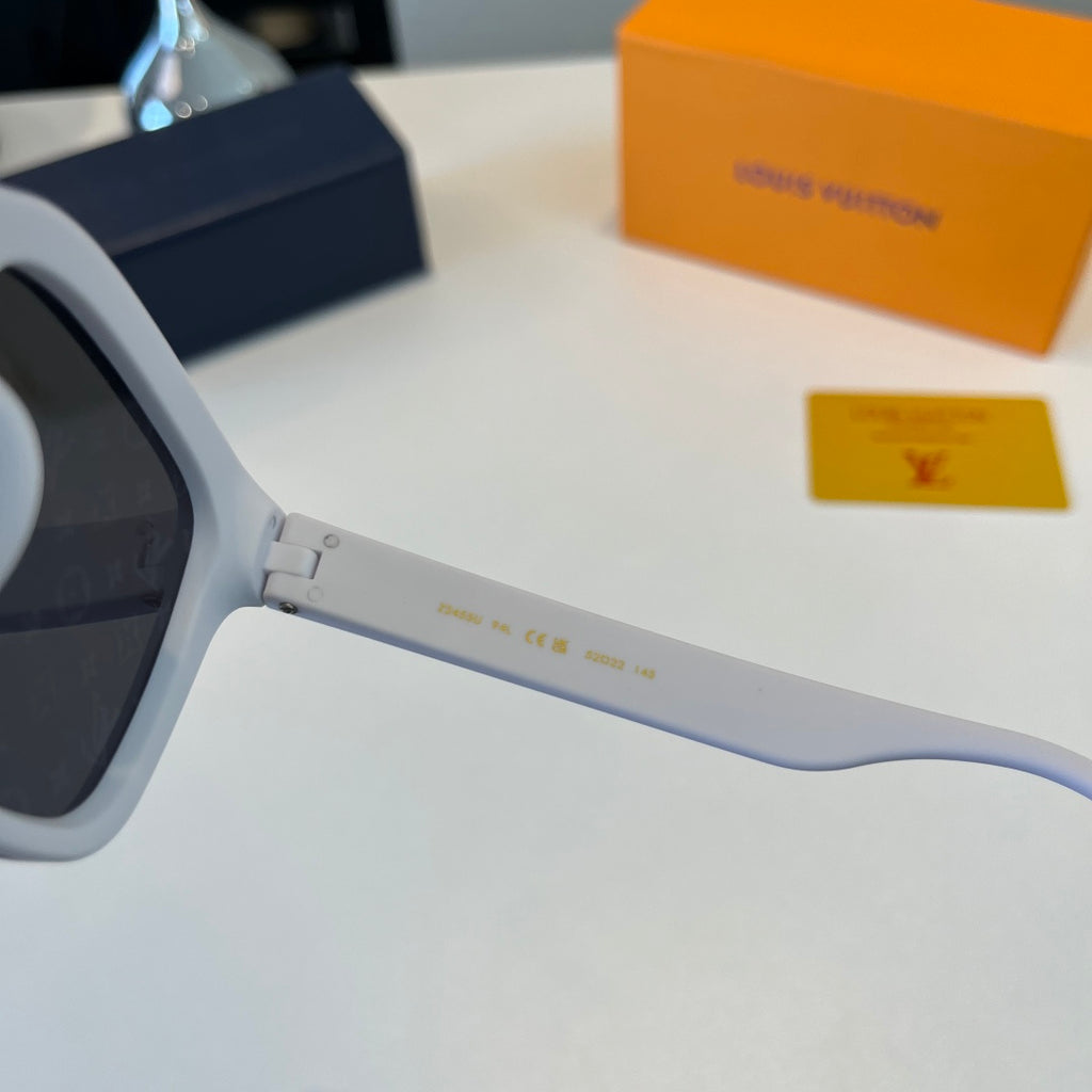Louis Vuitton Fashion Silver Lens Sunglasses for Men & Women - 398182 - detail image 10