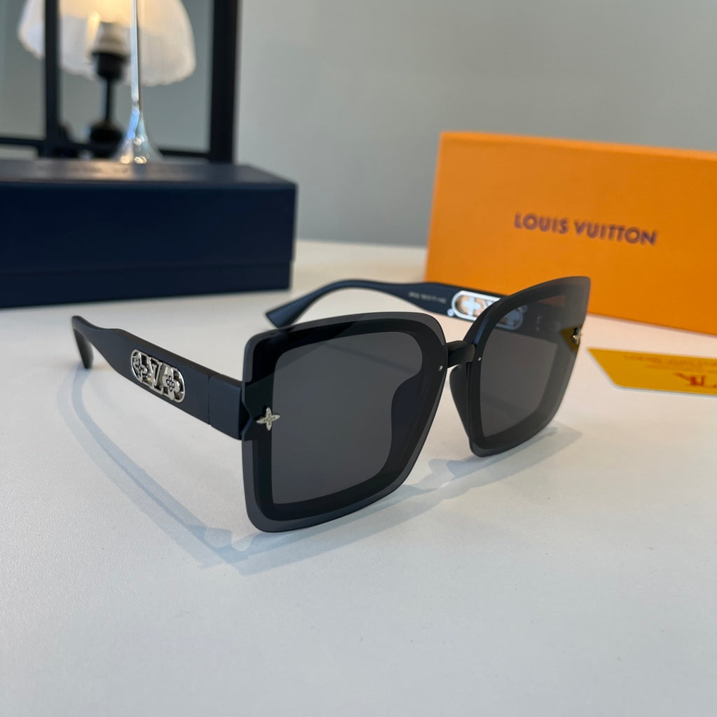 Louis Vuitton Fashion Black Lens Sunglasses for Men & Women - 398184