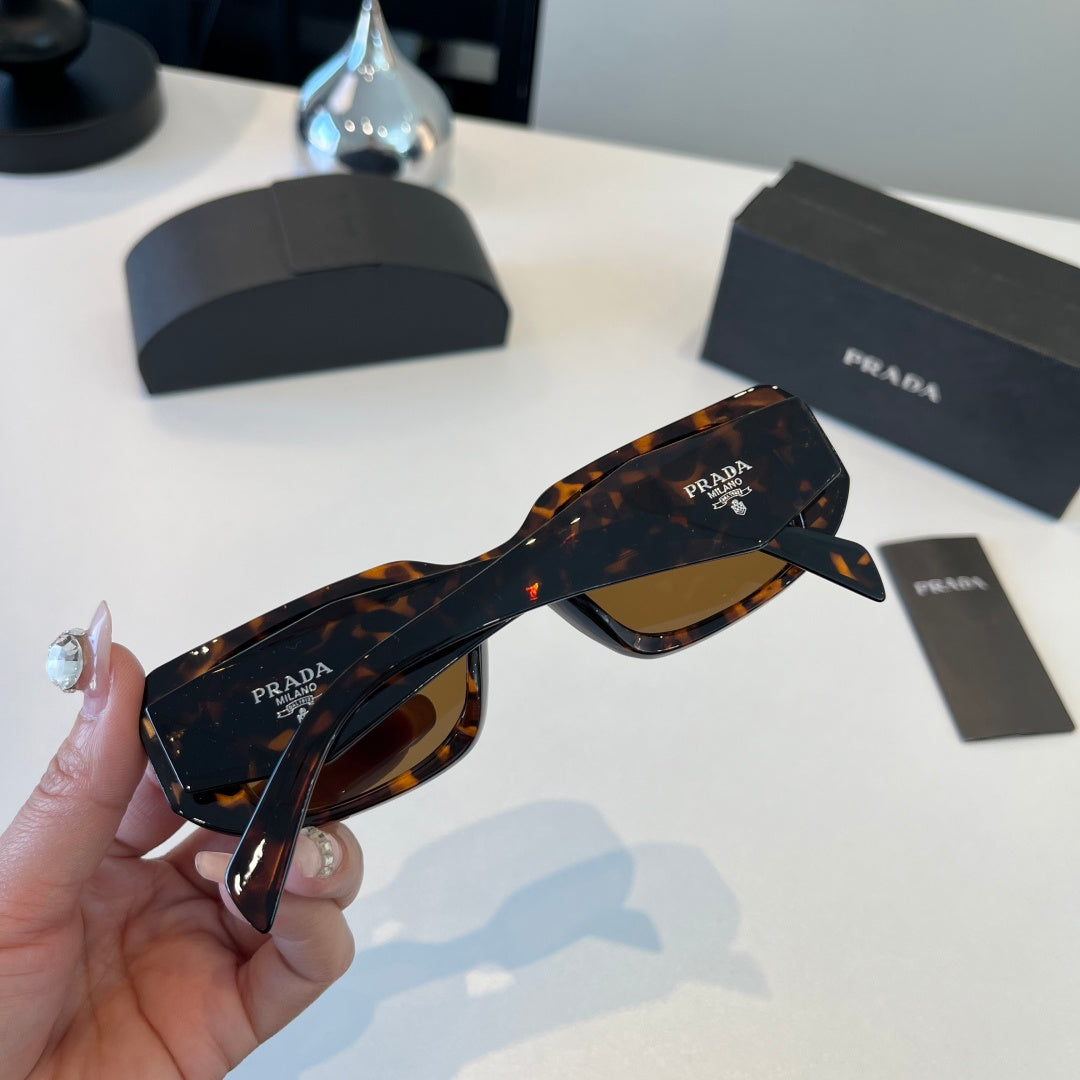 Prada Fashion Black Lens Sunglasses for Men & Women - 158452 - detail image 8