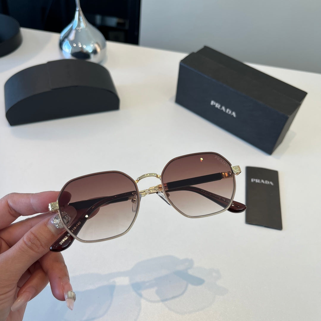 Prada Polarized Fashion Red Lens Sunglasses for Men - 158470 - detail image 4