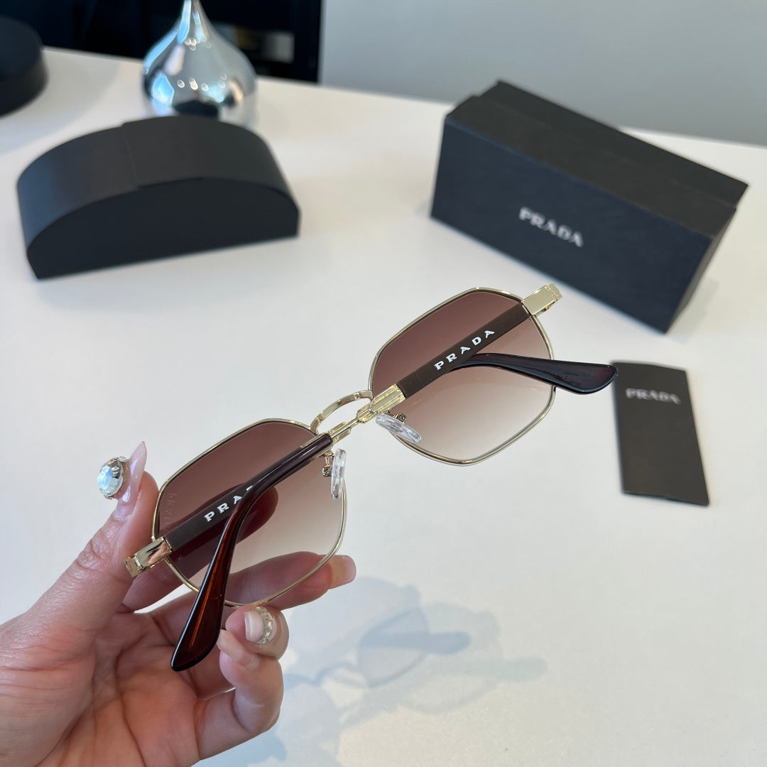 Prada Polarized Fashion Red Lens Sunglasses for Men - 158470 - detail image 8