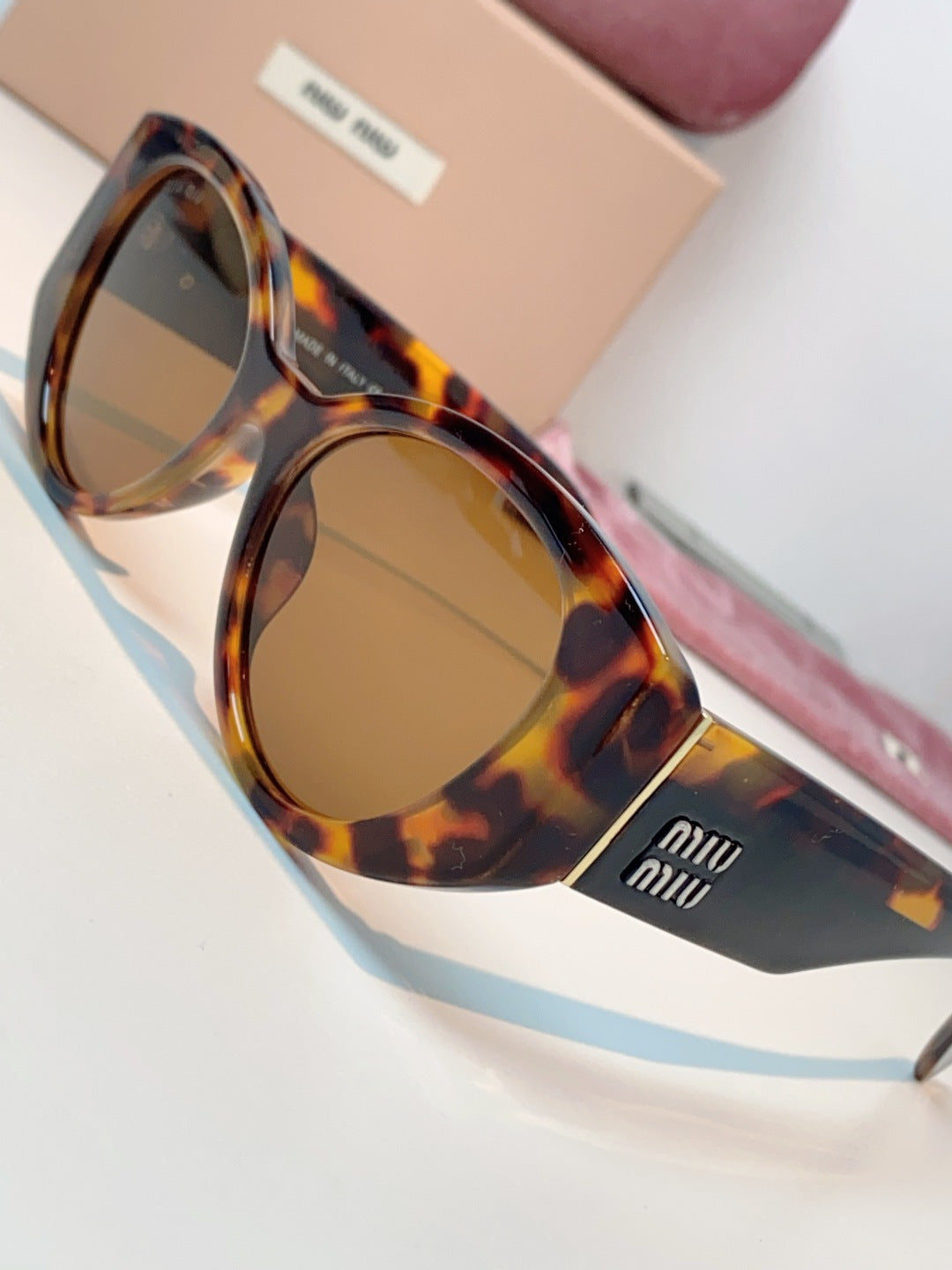 Miu Miu Polarized Cat-Eye Brown Lens Sunglasses for Men & Women - detail image 7