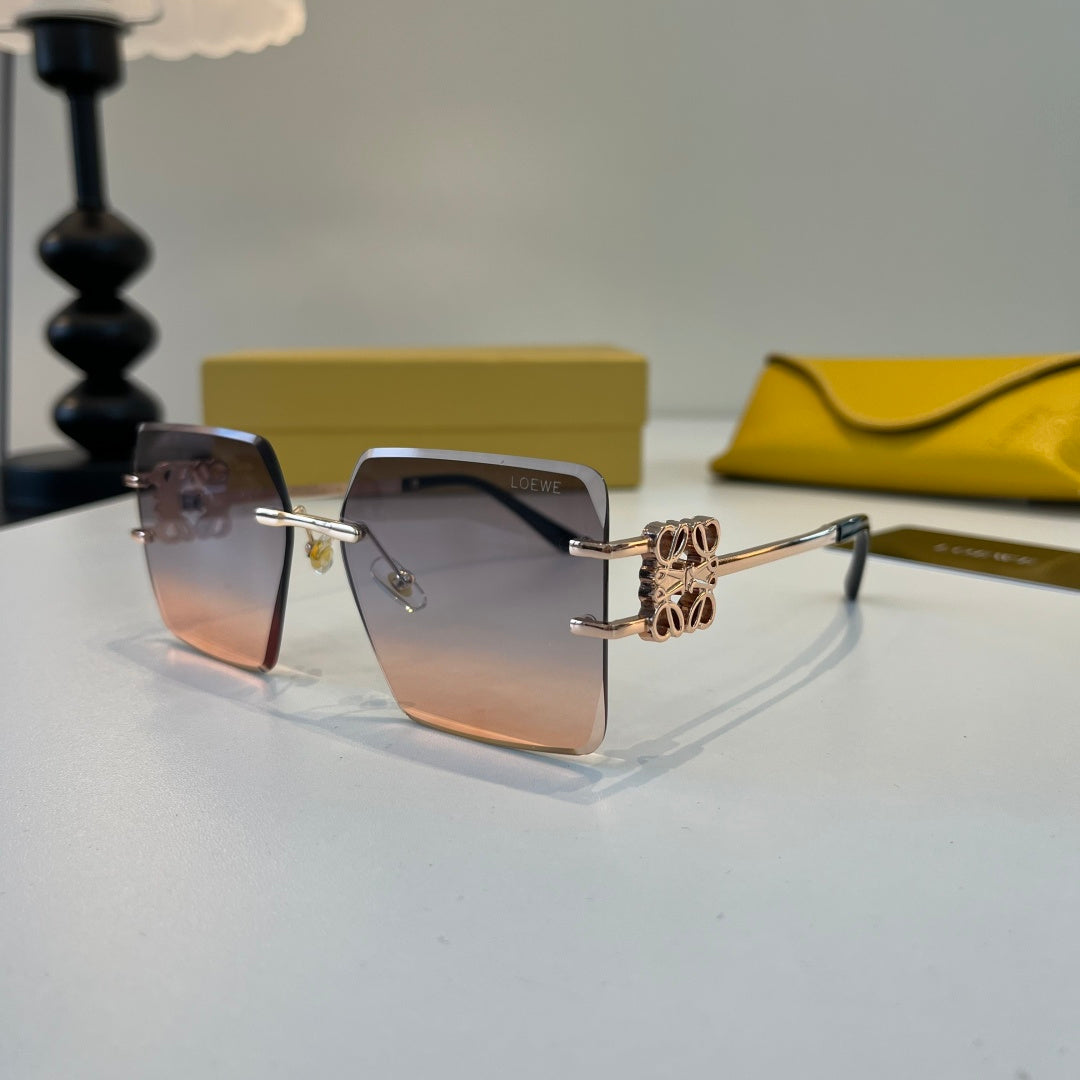 Loewe Fashion Silver Lens Sunglasses for Men & Women - 416393 - detail image 3