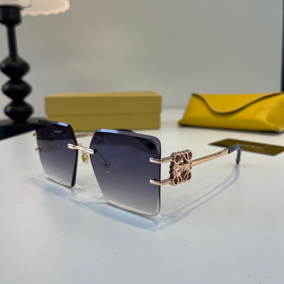Loewe Fashion Silver Lens Sunglasses for Men & Women - 416395 - detail image 2