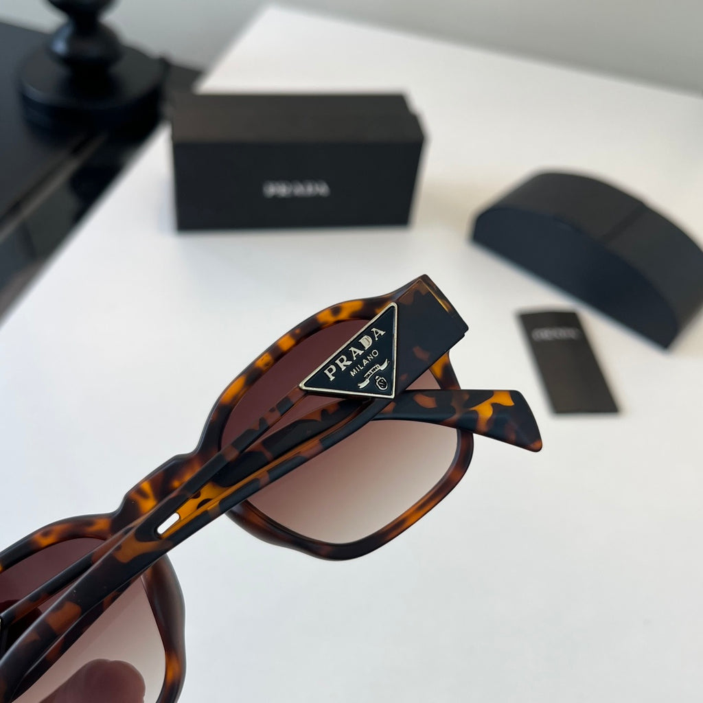 Prada Fashion Black Lens Sunglasses for Men & Women - 372093 - detail image 7