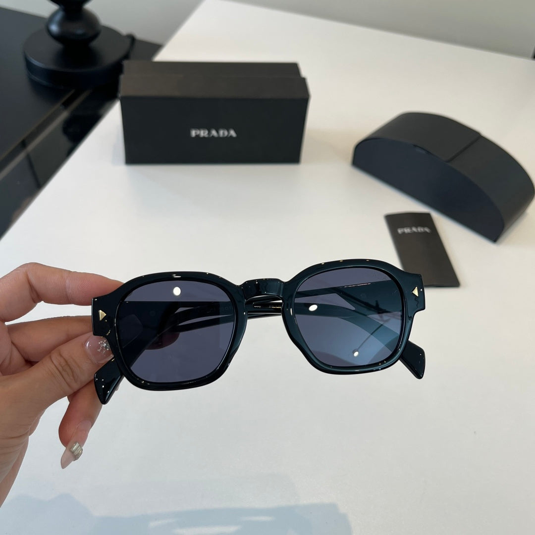Prada Fashion Black Lens Sunglasses for Men & Women - 372095 - detail image 4