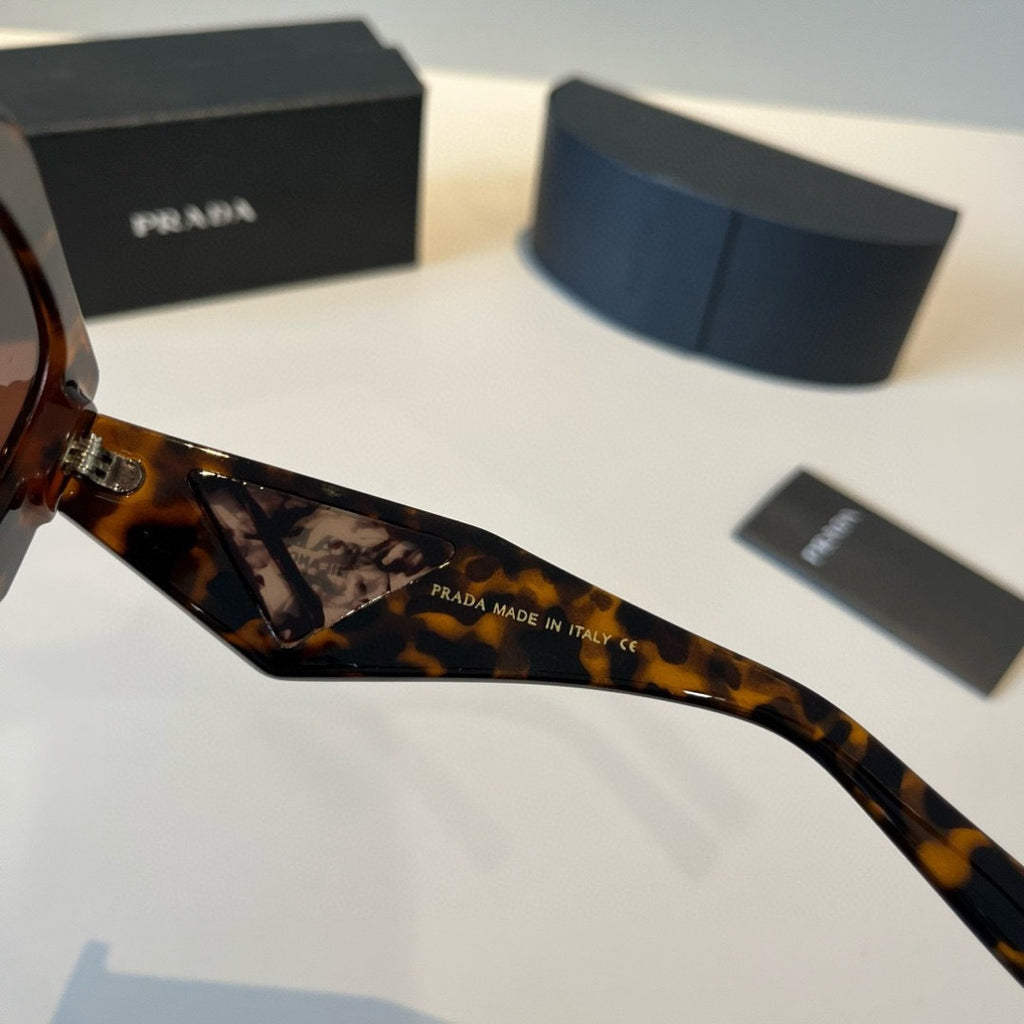 Prada Fashion Black Lens Sunglasses for Men & Women - 382625 - detail image 8