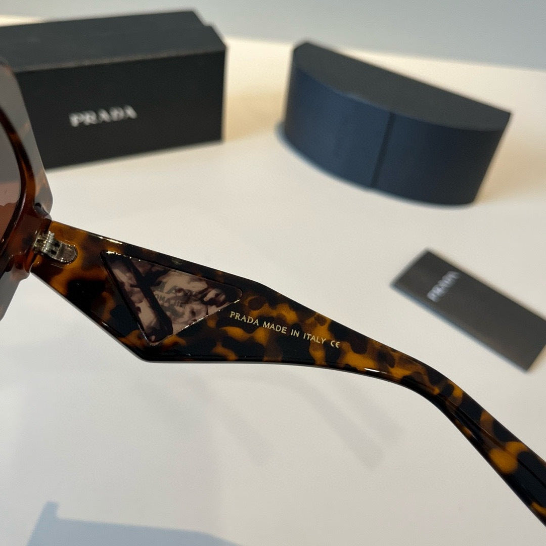 Prada Fashion Black Lens Sunglasses for Men & Women - 382625 - detail image 8