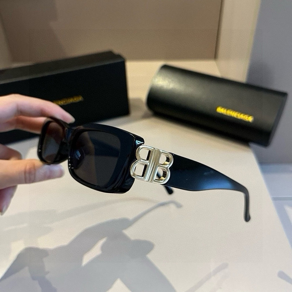 Balenciaga Rectangular Gold Lens Sunglasses for Men & Women - 487509 - detail image 4