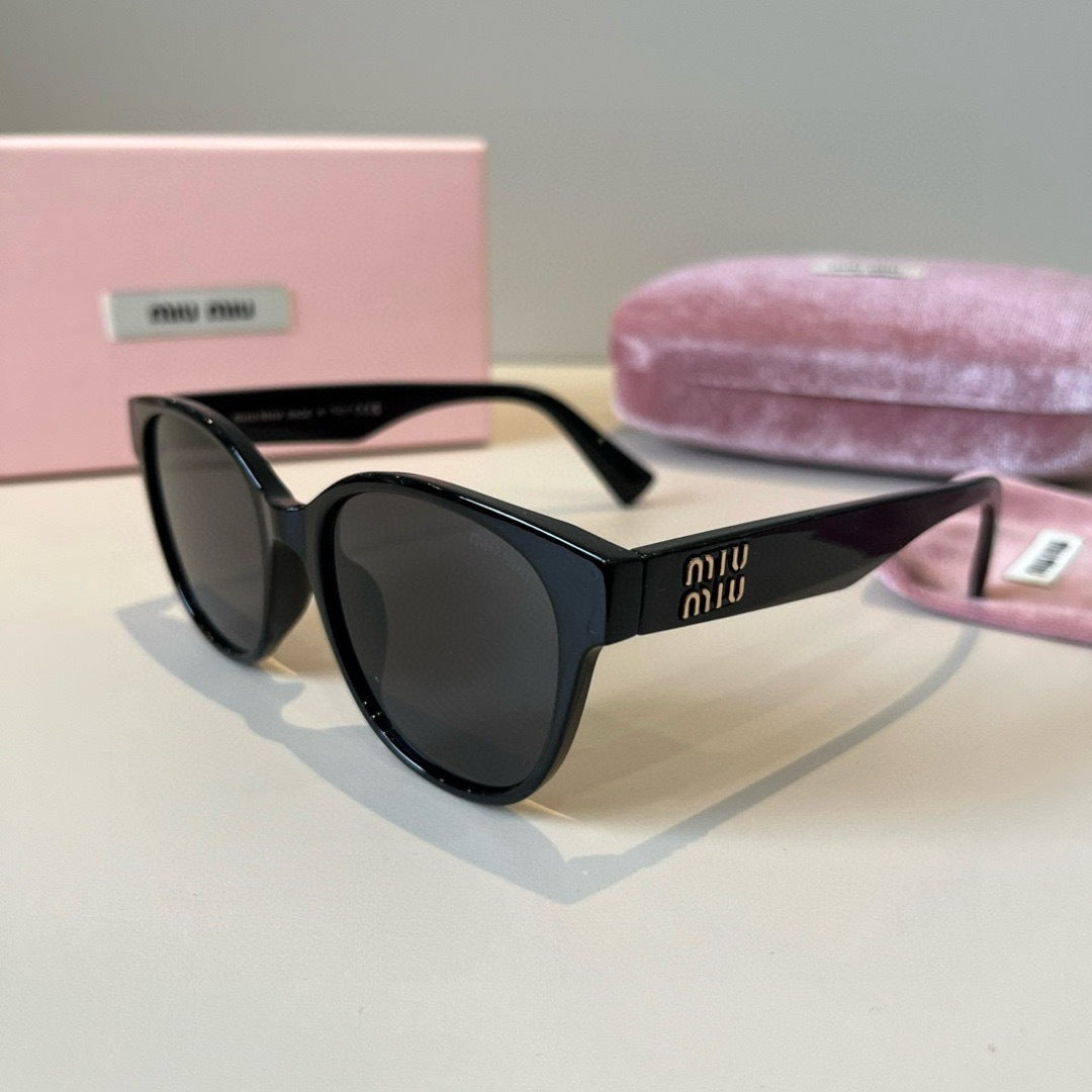 Miu Miu SMUO7S Square Black Lens Sunglasses for Men & Women - 399230 - detail image 3