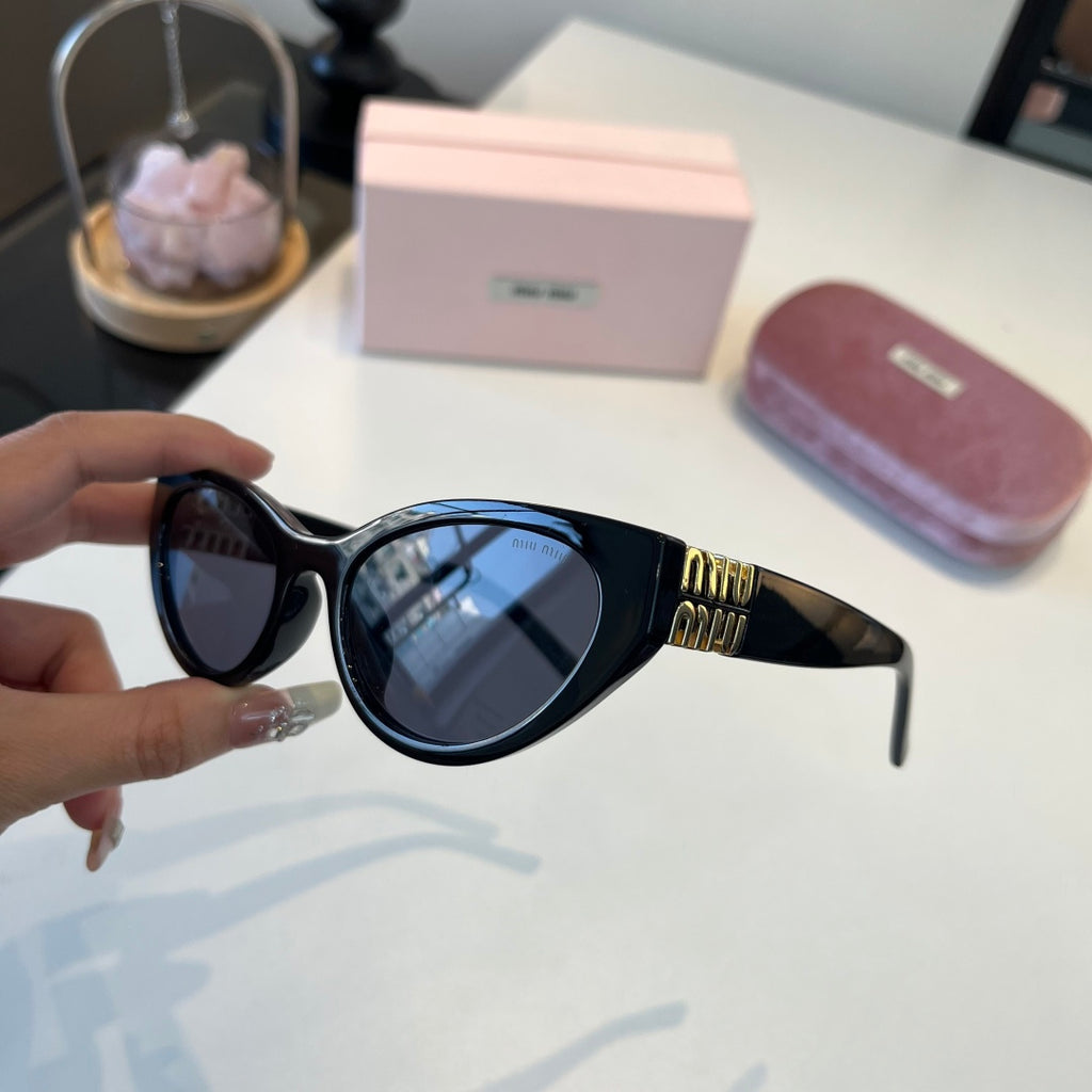 Miu Miu Cat-Eye Black Lens Sunglasses for Men & Women - 487639 - detail image 4