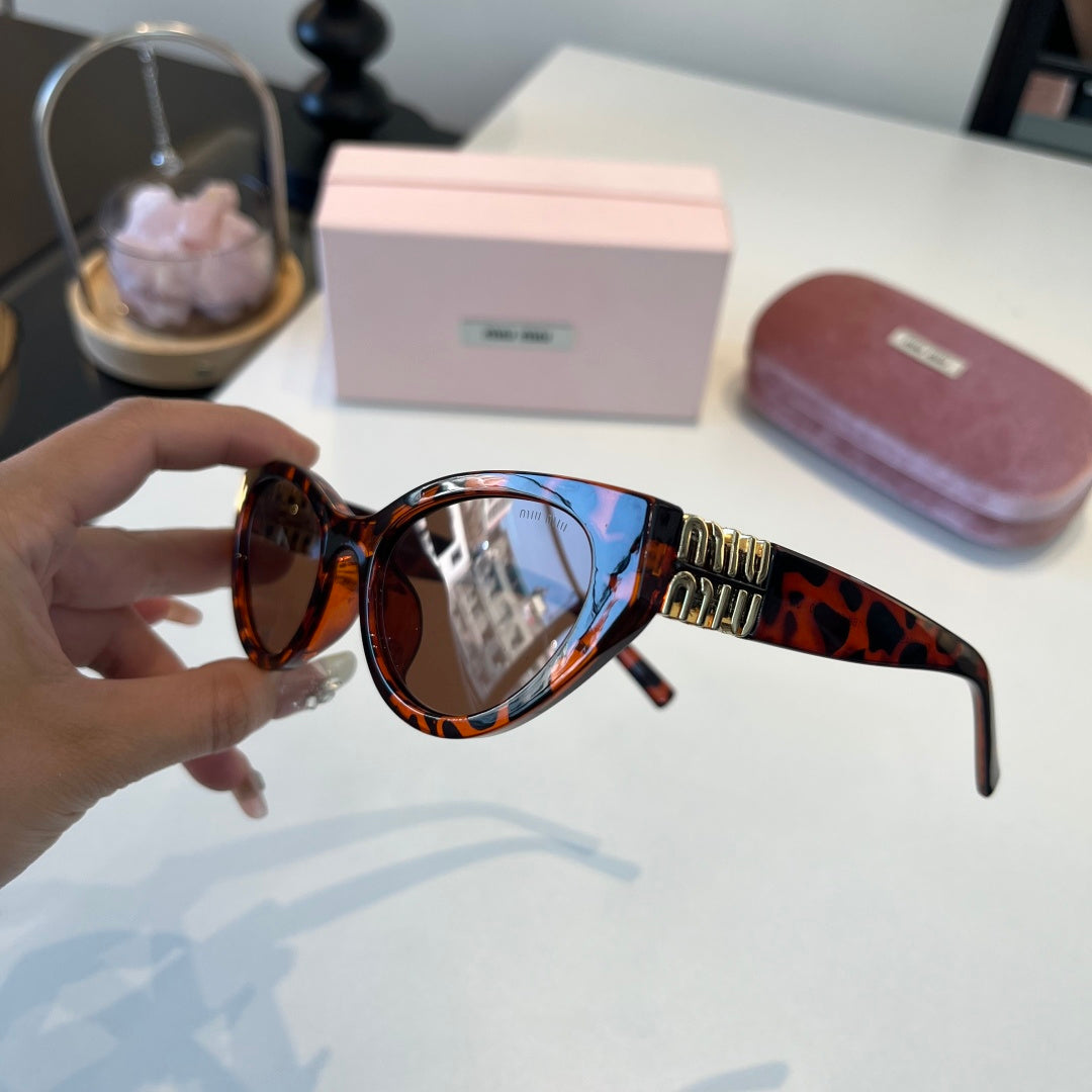 Miu Miu Cat-Eye Brown Lens Sunglasses for Men & Women - 487642 - detail image 4