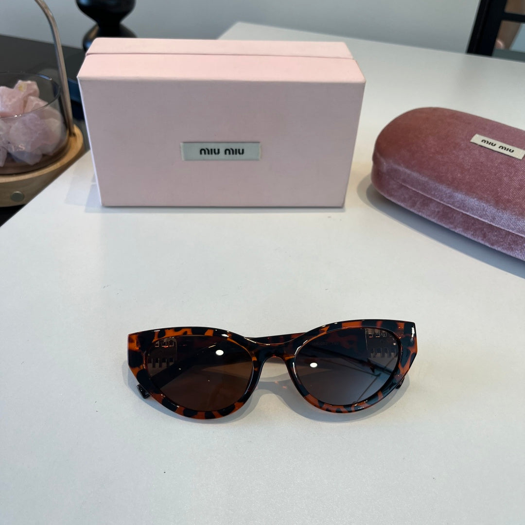 Miu Miu Cat-Eye Brown Lens Sunglasses for Men & Women - 487642 - detail image 5