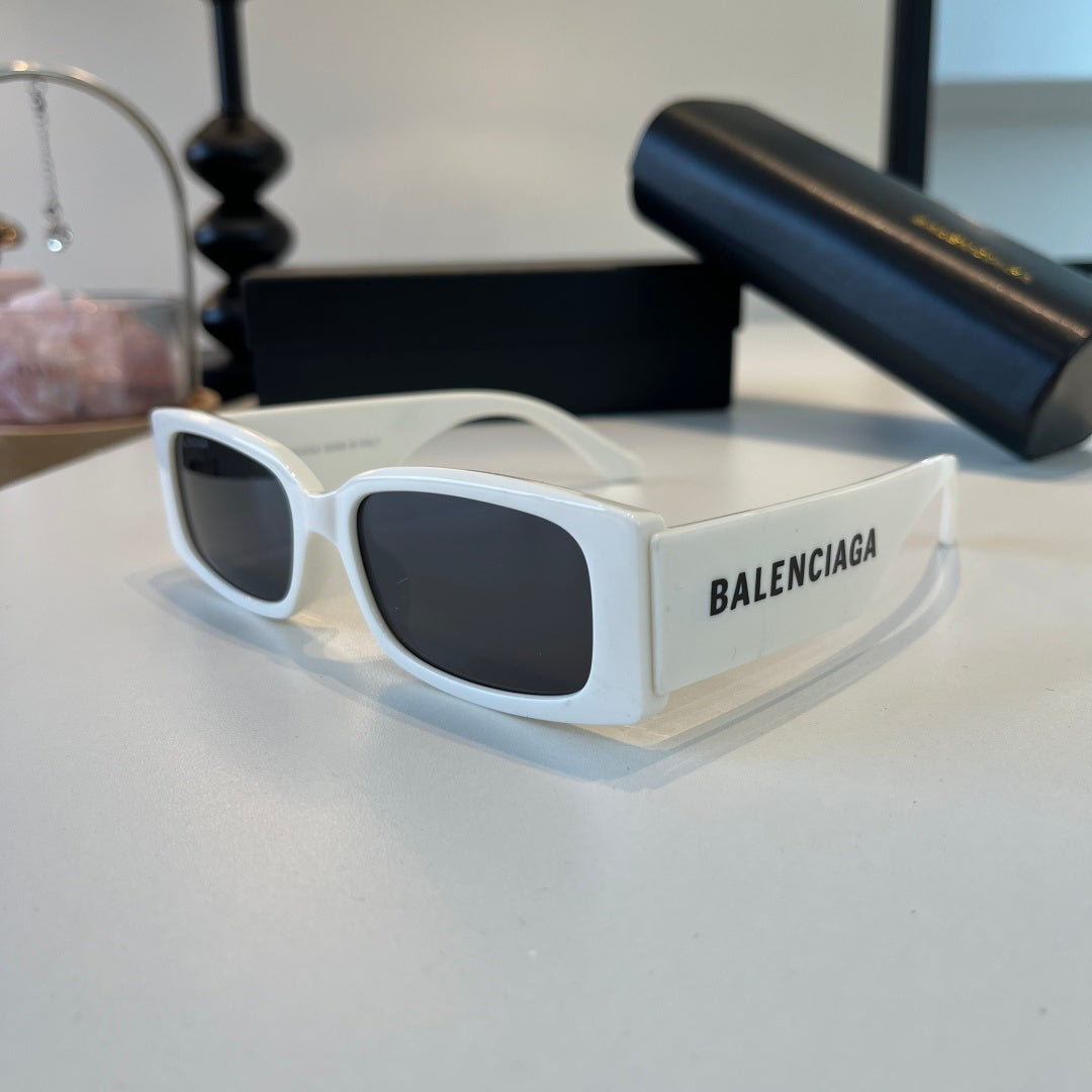 Balenciaga Rectangular Silver Lens Sunglasses for Men & Women - 158565 - detail image 3