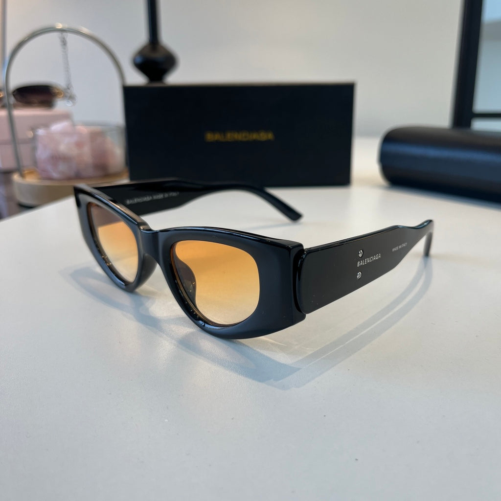 Balenciaga Rectangular Brown Lens Sunglasses for Men & Women - 449652 - detail image 3