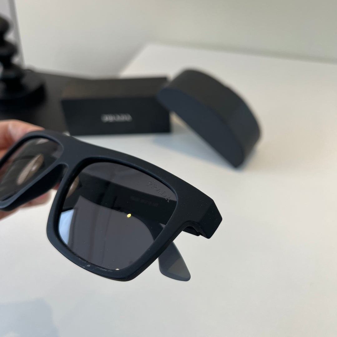Prada Polarized Fashion Black Lens Sunglasses for Men - 358434 - detail image 6