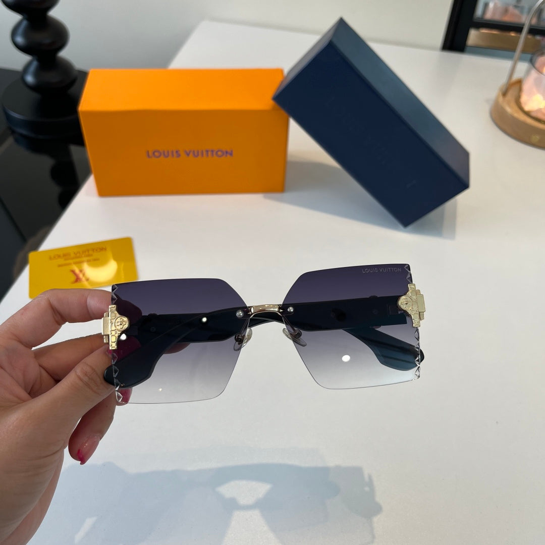Louis Vuitton Fashion Silver Lens Sunglasses for Women - 357576 - detail image 5