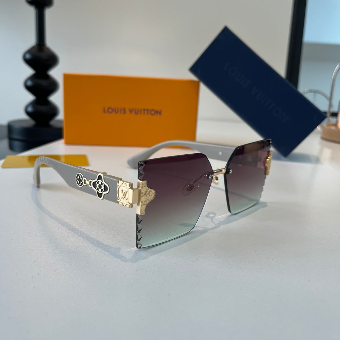 Louis Vuitton Fashion Silver Lens Sunglasses for Women - 357578