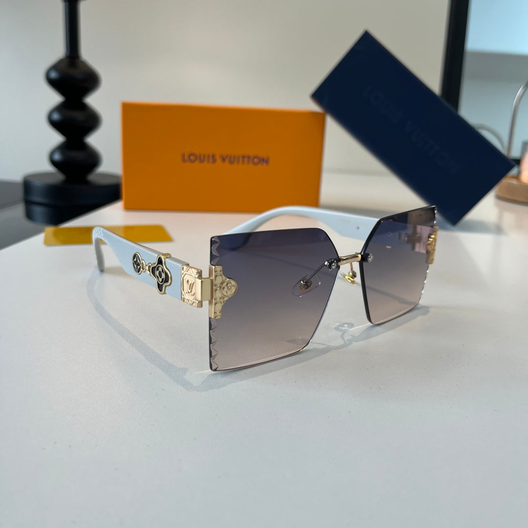 Louis Vuitton Fashion Silver Lens Sunglasses for Women - 357579