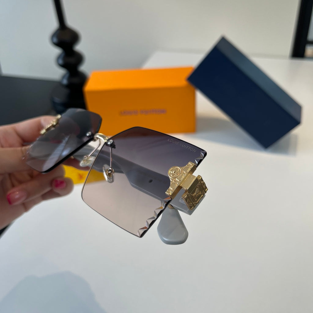 Louis Vuitton Fashion Silver Lens Sunglasses for Women - 357579 - detail image 6