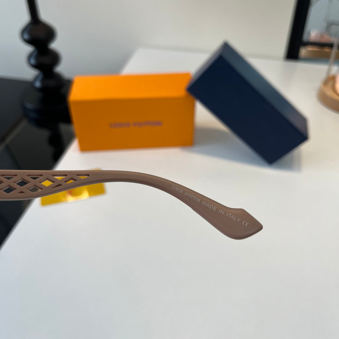 Louis Vuitton Fashion Silver Lens Sunglasses for Women - 357581 - detail image 8