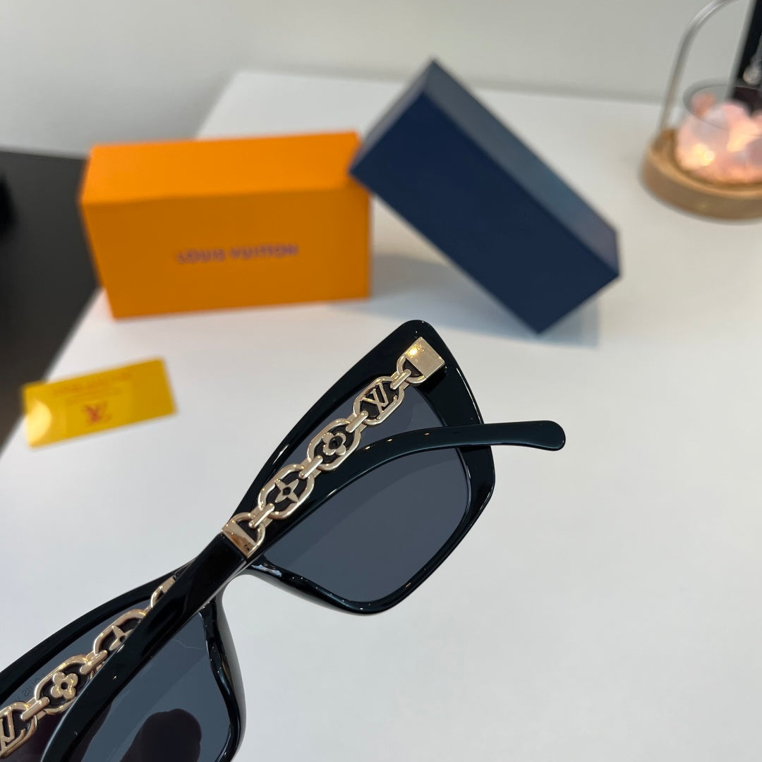 Louis Vuitton Cat-Eye Silver Lens Sunglasses for Women - 398076 - detail image 8