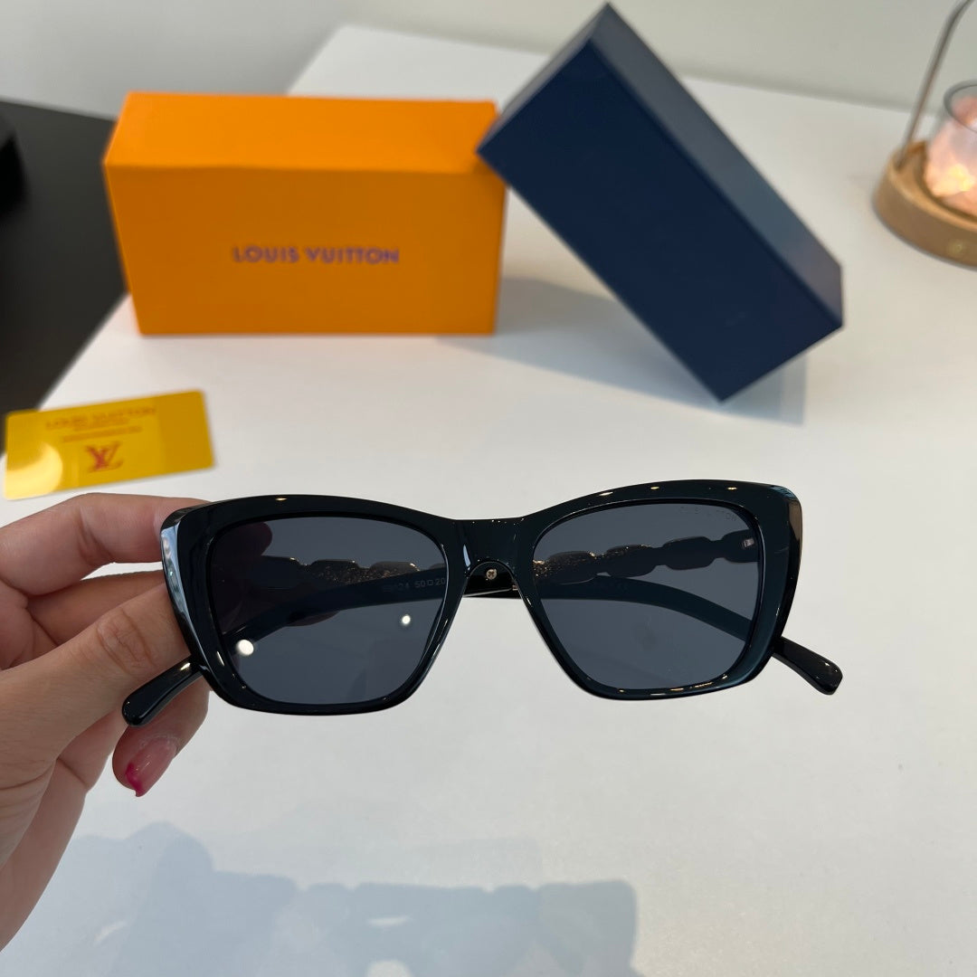 Louis Vuitton Cat-Eye Silver Lens Sunglasses for Women - 398076 - detail image 6