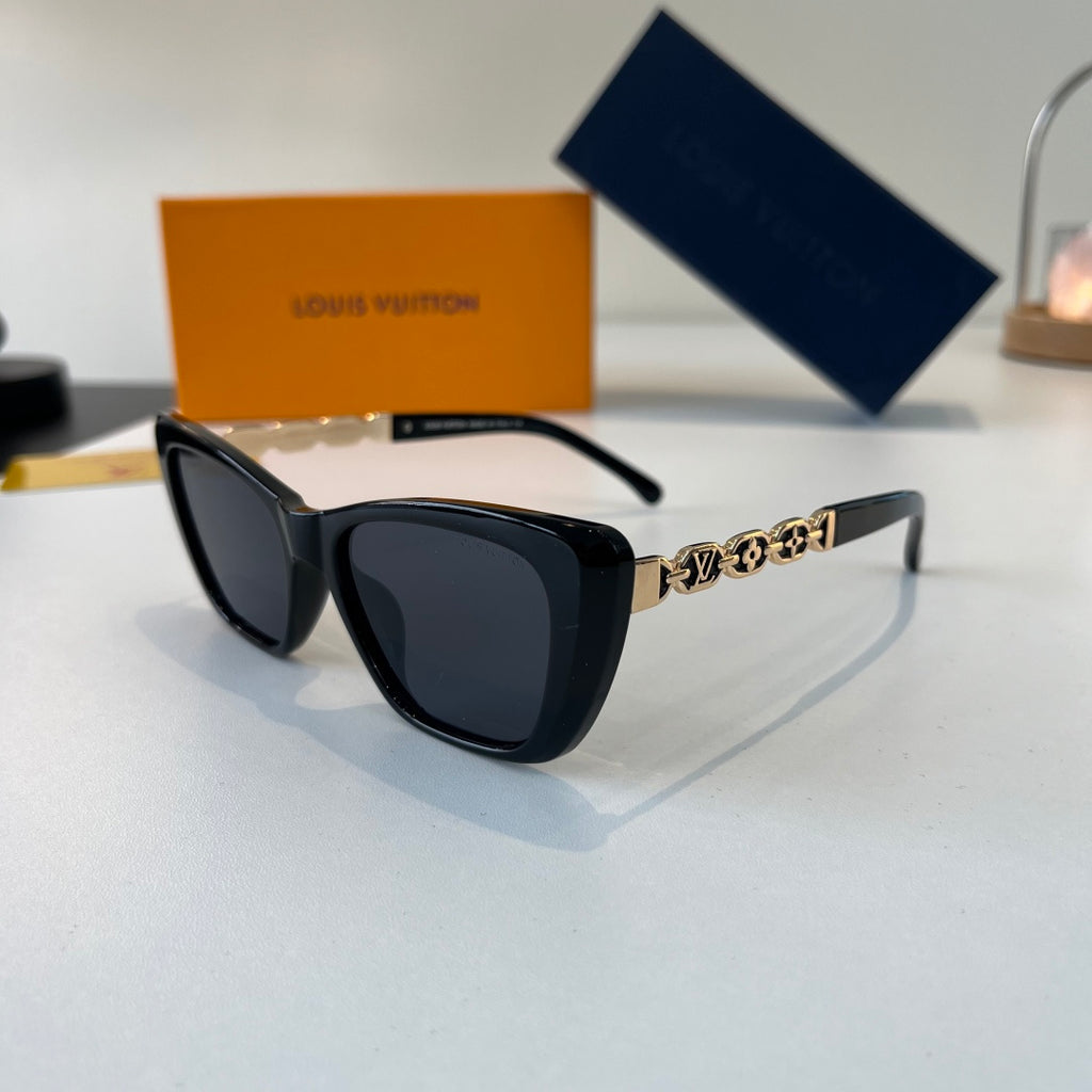 Louis Vuitton Cat-Eye Silver Lens Sunglasses for Women - 398076 - detail image 3