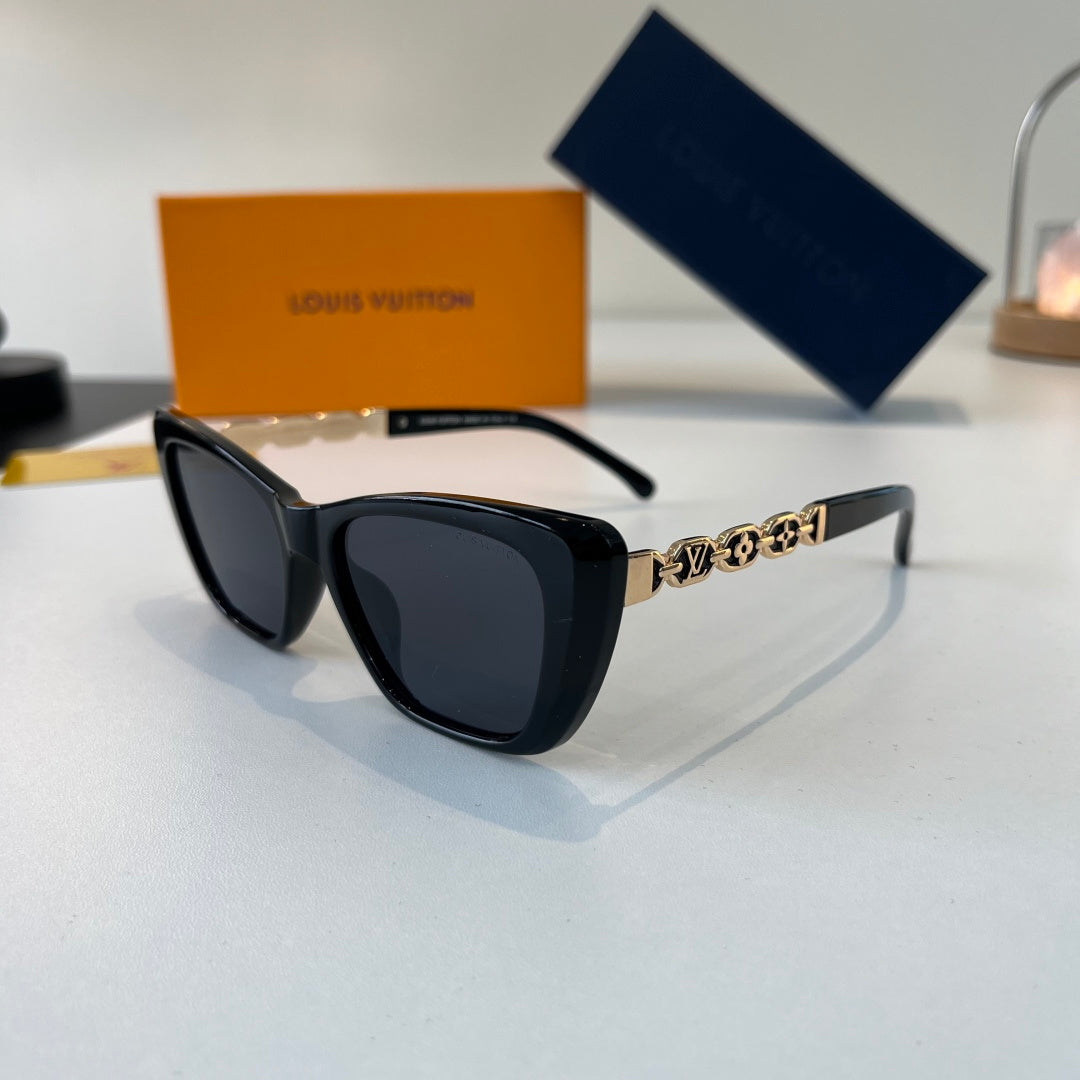 Louis Vuitton Cat-Eye Silver Lens Sunglasses for Women - 357583 - detail image 3