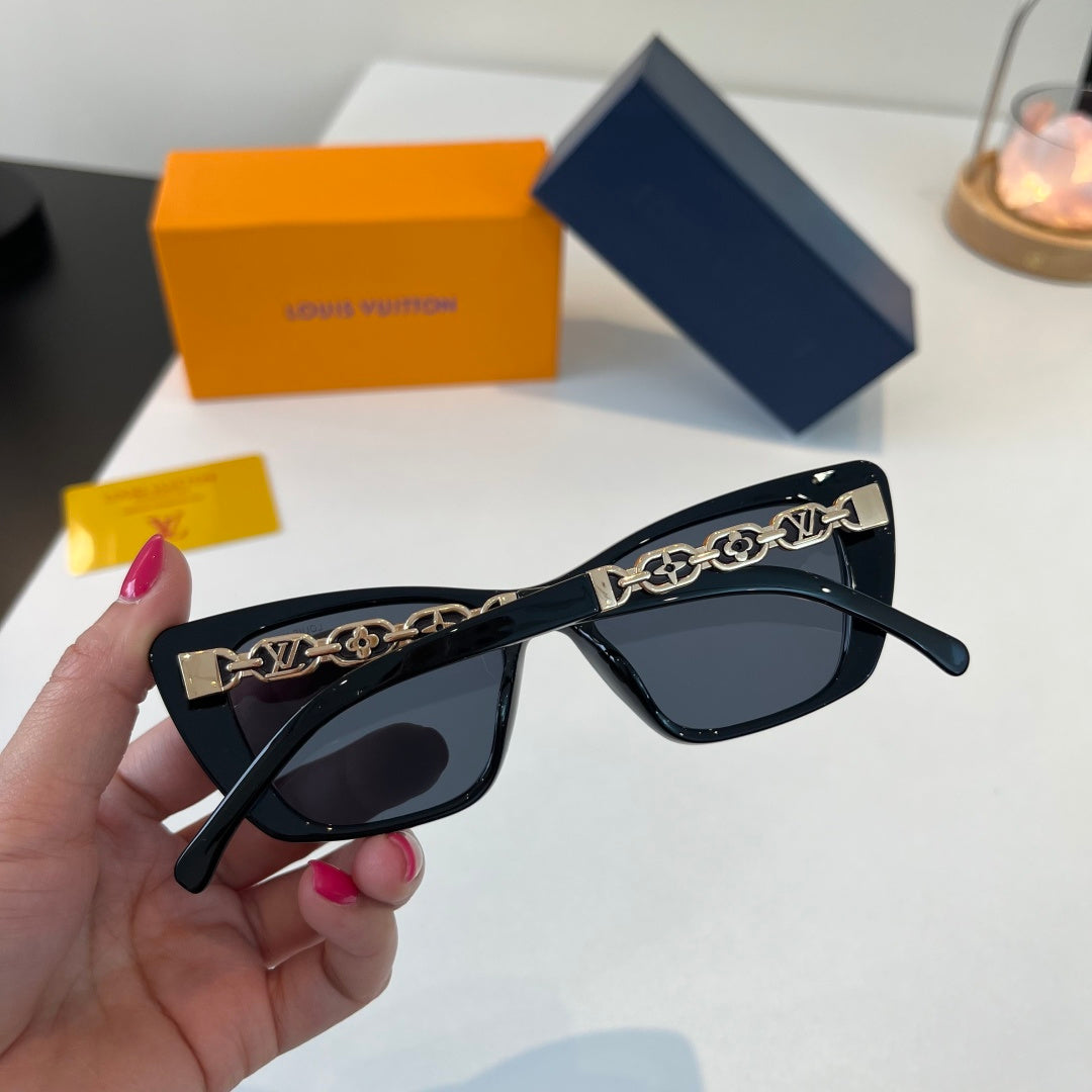 Louis Vuitton Cat-Eye Silver Lens Sunglasses for Women - 398076 - detail image 9