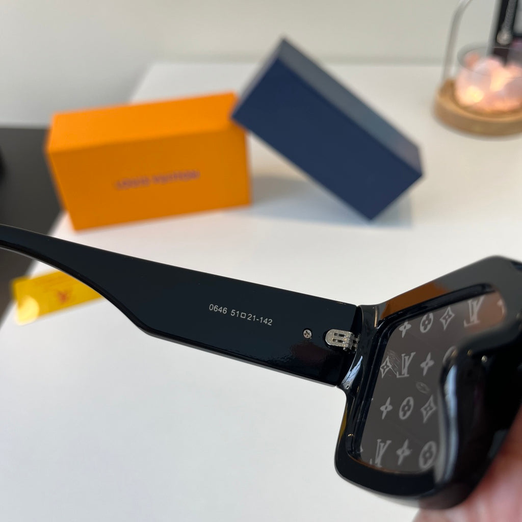 Louis Vuitton Fashion Silver Lens Sunglasses for Men & Women - 398078 - detail image 8