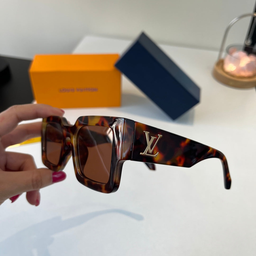 Louis Vuitton Fashion Black Lens Sunglasses for Men & Women - 398080 - detail image 3