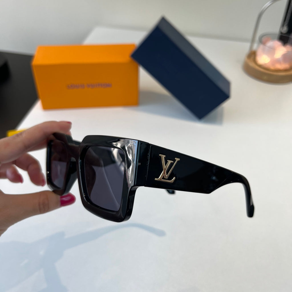Louis Vuitton Fashion Black Lens Sunglasses for Men & Women - 398081 - detail image 3