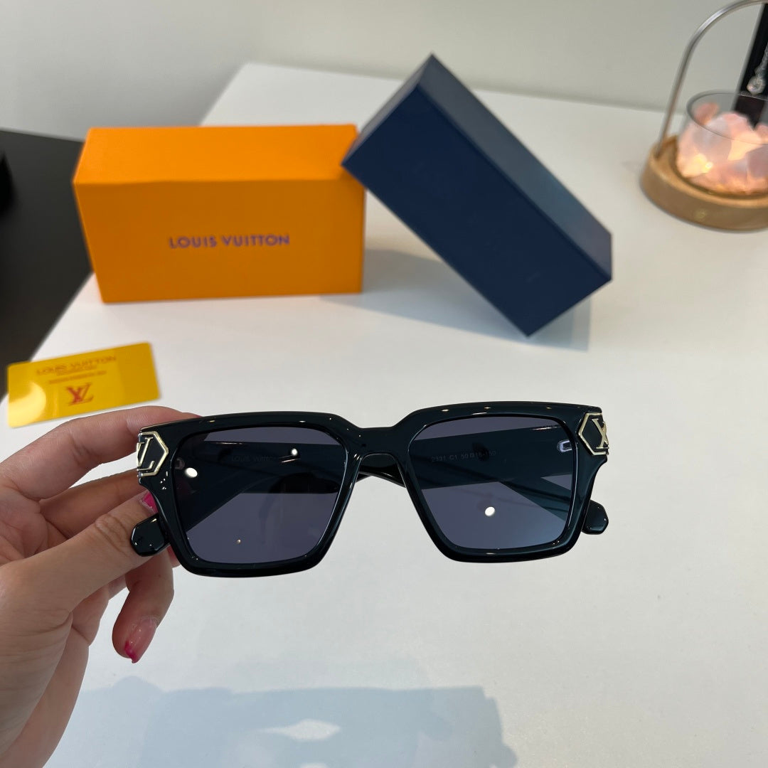 Louis Vuitton Fashion Black Lens Sunglasses for Men & Women - 357590 - detail image 6