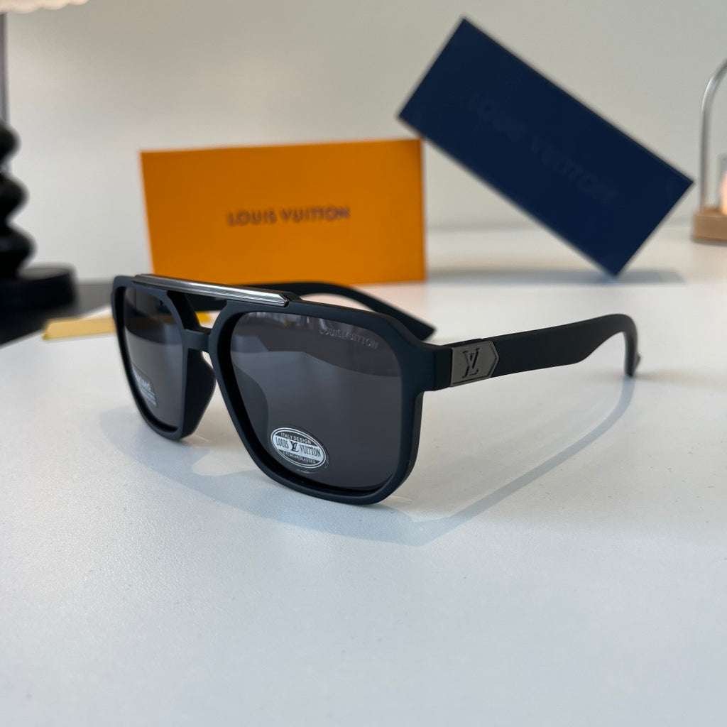 Louis Vuitton Fashion Black Lens Sunglasses for Men & Women - 357593 - detail image 3