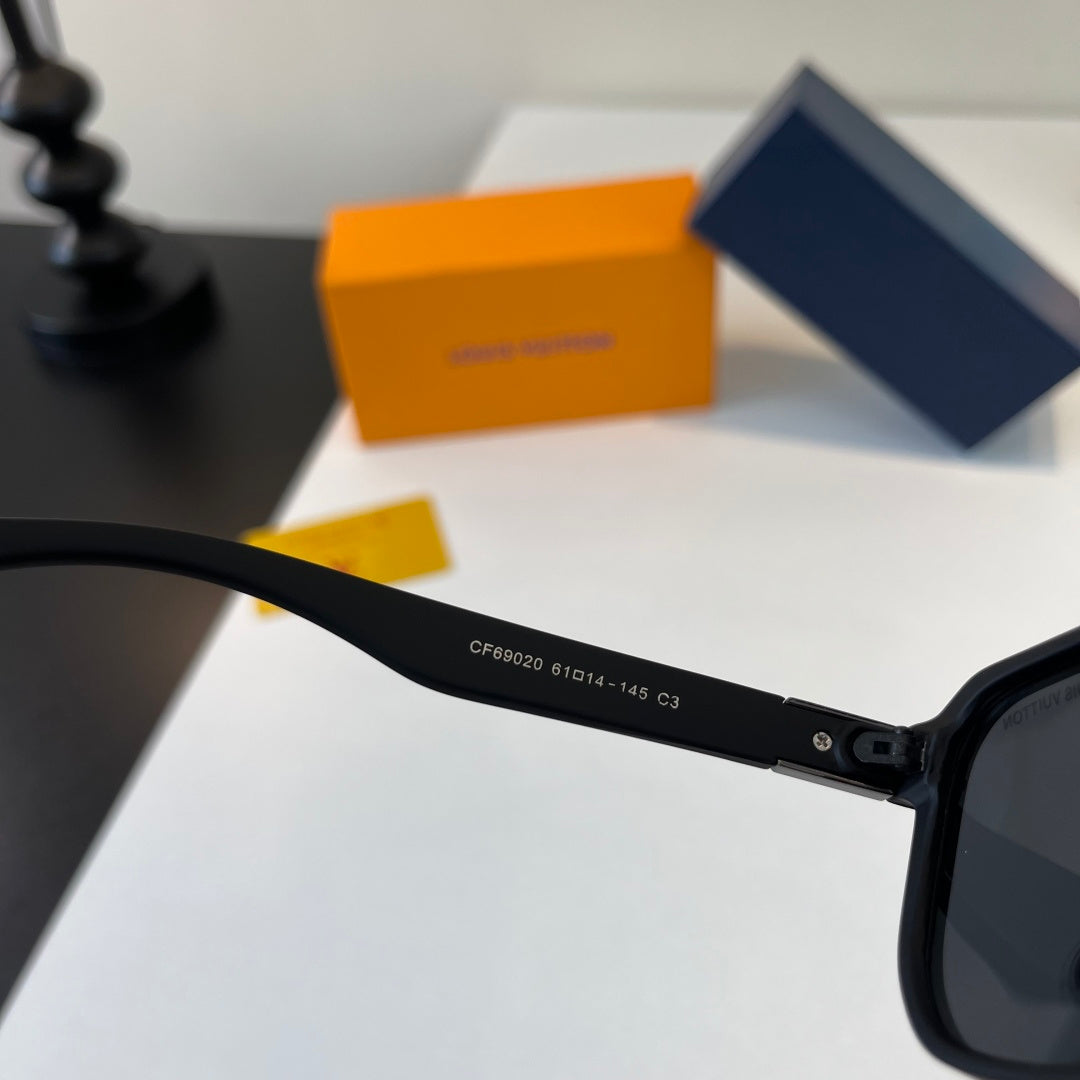 Louis Vuitton Fashion Black Lens Sunglasses for Men & Women - 357593 - detail image 9