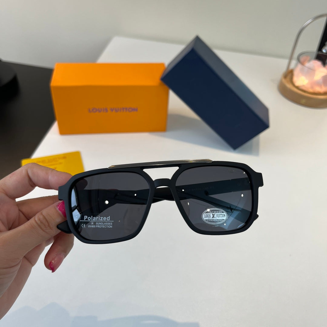Louis Vuitton Fashion Black Lens Sunglasses for Men & Women - 357593 - detail image 4