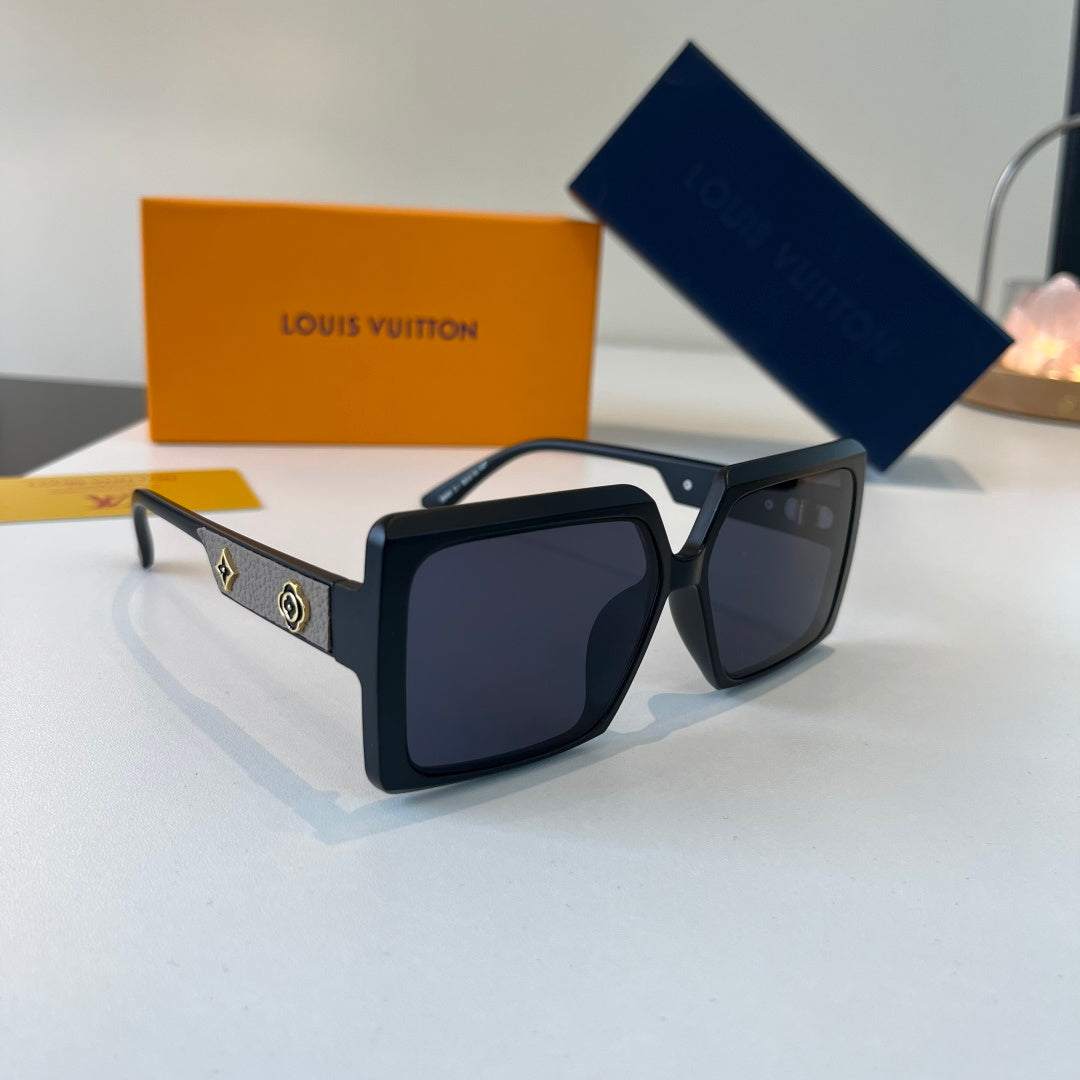 Louis Vuitton Fashion Black Lens Sunglasses for Men & Women - 398052