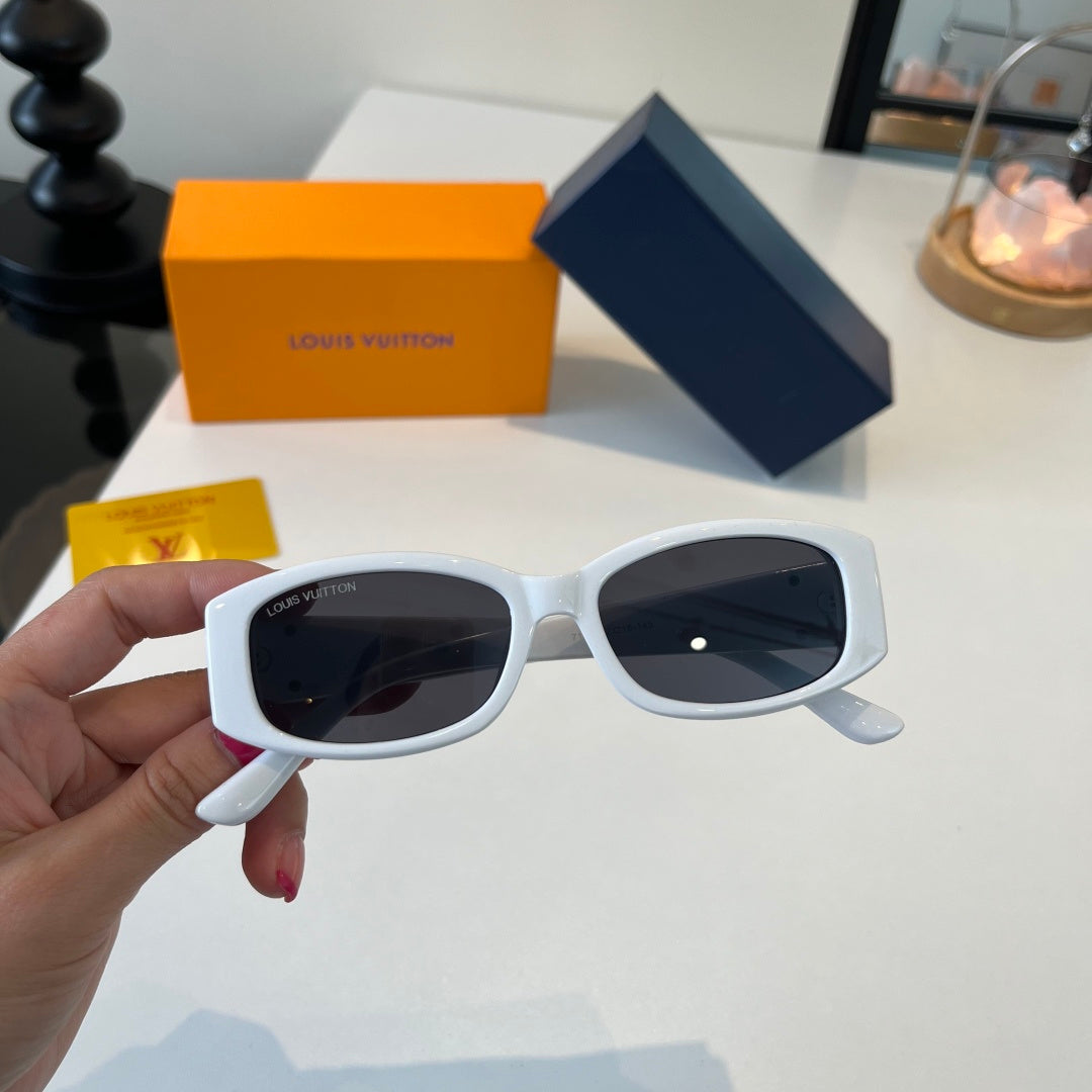 Louis Vuitton Fashion Silver Lens Sunglasses for Men & Women - 398060 - detail image 5