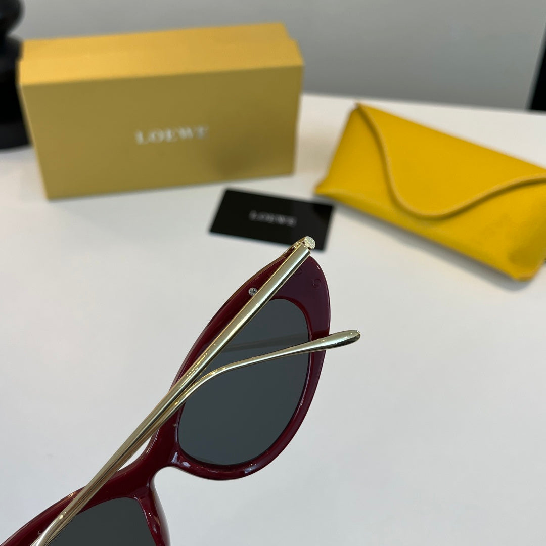 Loewe Cat-Eye Silver Lens Sunglasses for Men & Women - 487907 - detail image 7
