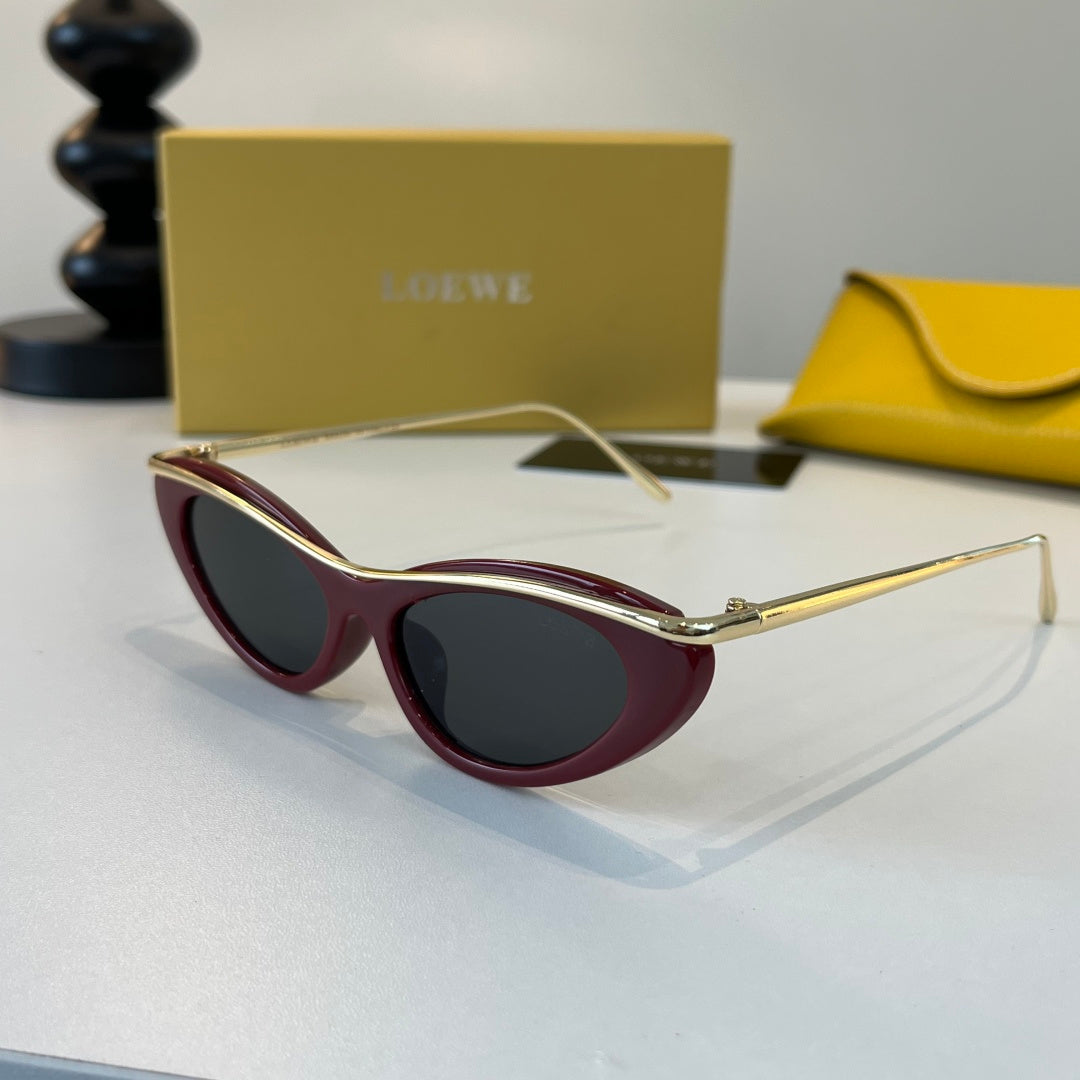 Loewe Cat-Eye Silver Lens Sunglasses for Men & Women - 487907 - detail image 3