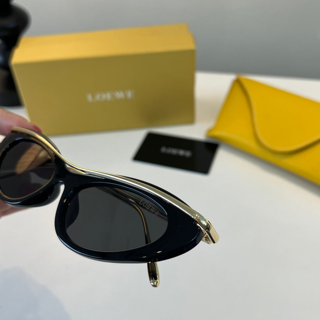 Loewe Cat-Eye Silver Lens Sunglasses for Men & Women - 487908 - detail image 6