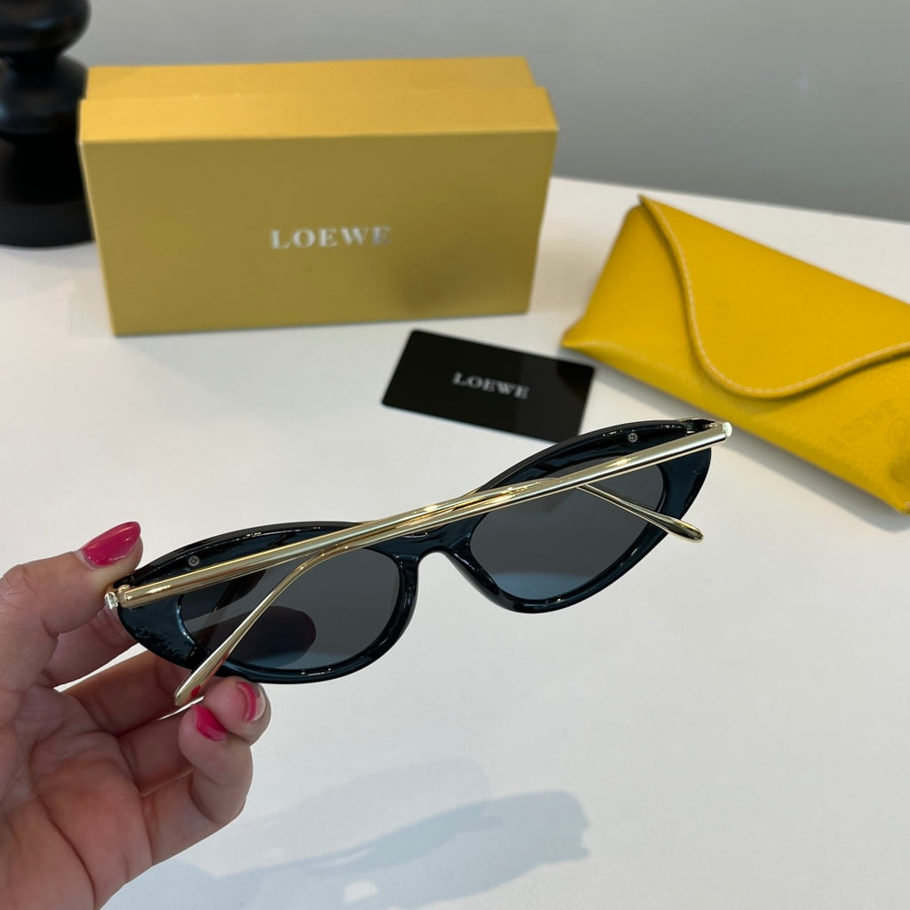 Loewe Cat-Eye Silver Lens Sunglasses for Men & Women - 487908 - detail image 7