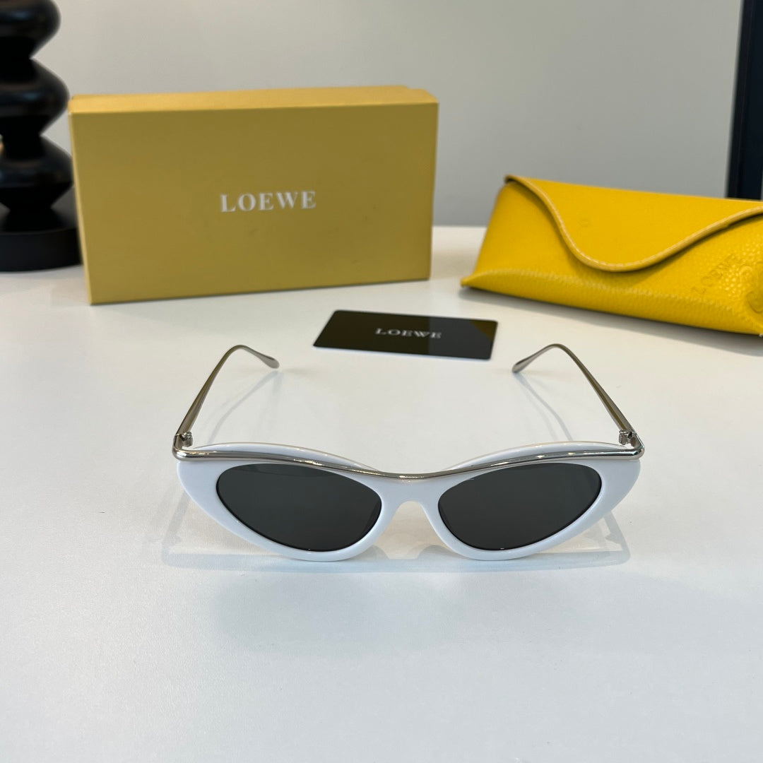 Loewe Cat-Eye Silver Lens Sunglasses for Men & Women - detail image 2