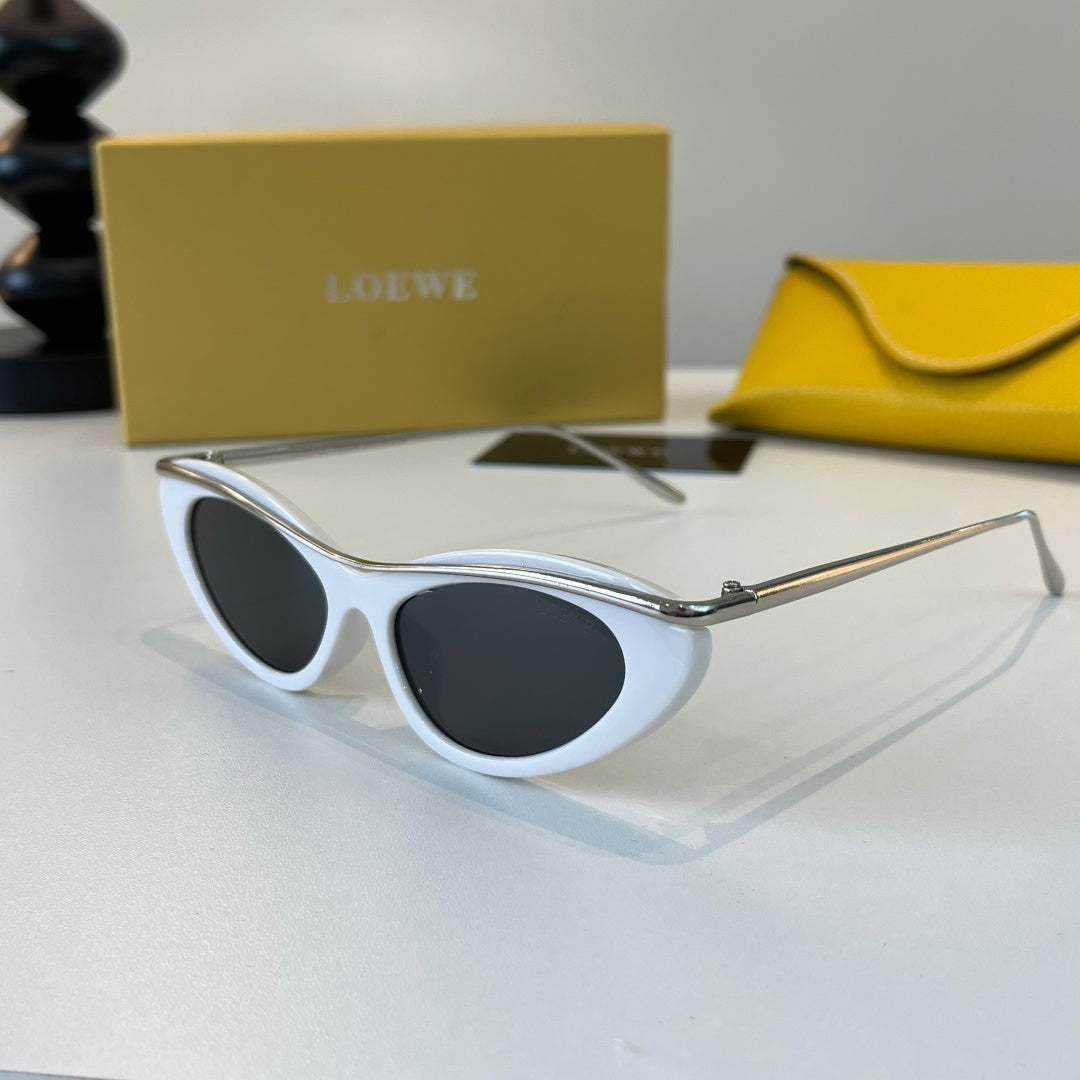 Loewe Cat-Eye Silver Lens Sunglasses for Men & Women - detail image 3