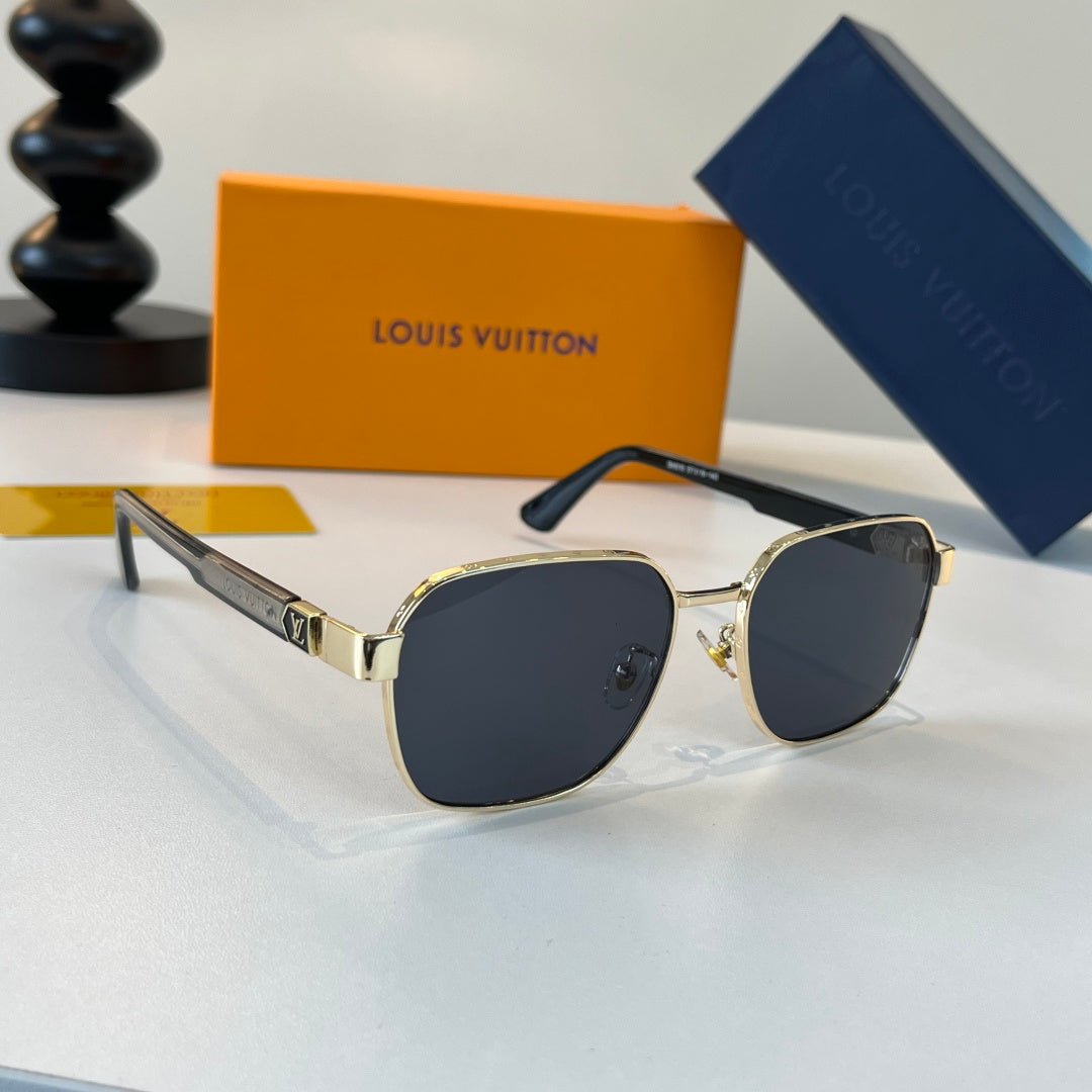 Louis Vuitton Fashion Silver Lens Sunglasses for Men & Women - 357570
