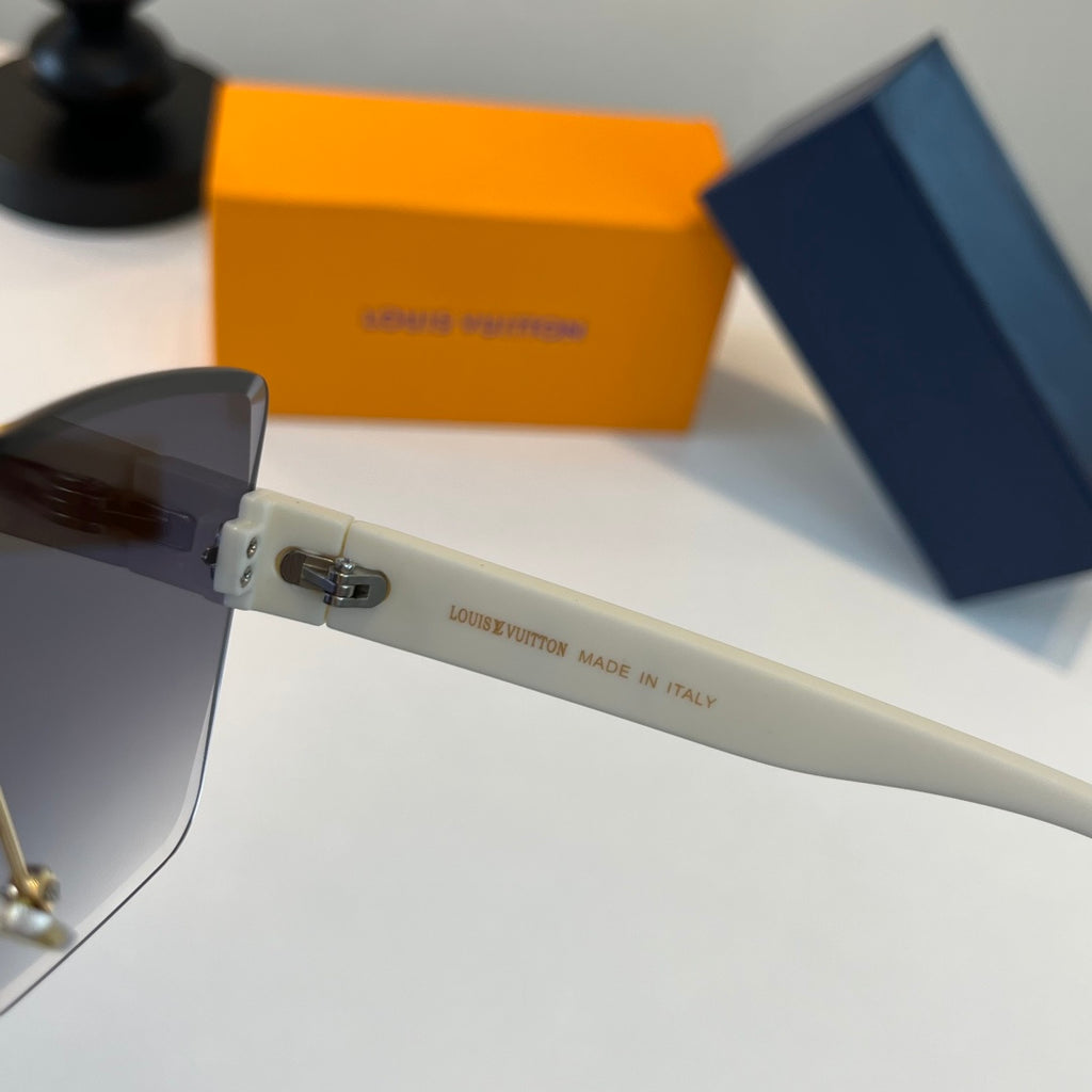 Louis Vuitton Fashion Silver Lens Sunglasses for Women - 398065 - detail image 10