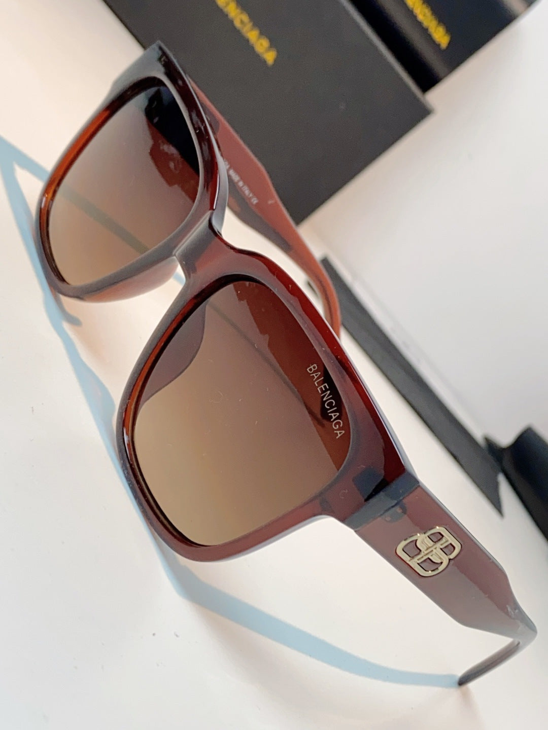 Balenciaga Fashion Red Lens Sunglasses for Men & Women - 358653 - detail image 7